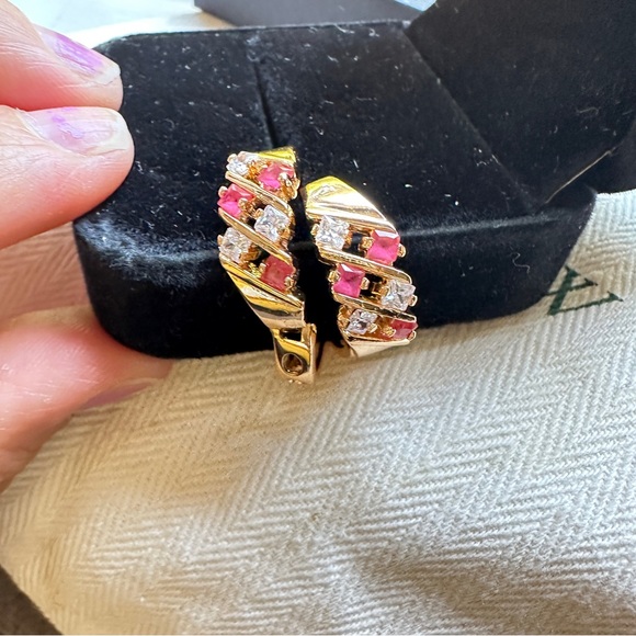 14k gold filled hoops - Picture 12 of 13